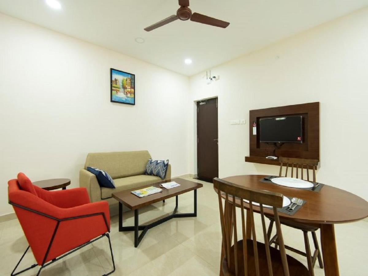 Mayfair Service Apartments Коимбаторе Екстериор снимка