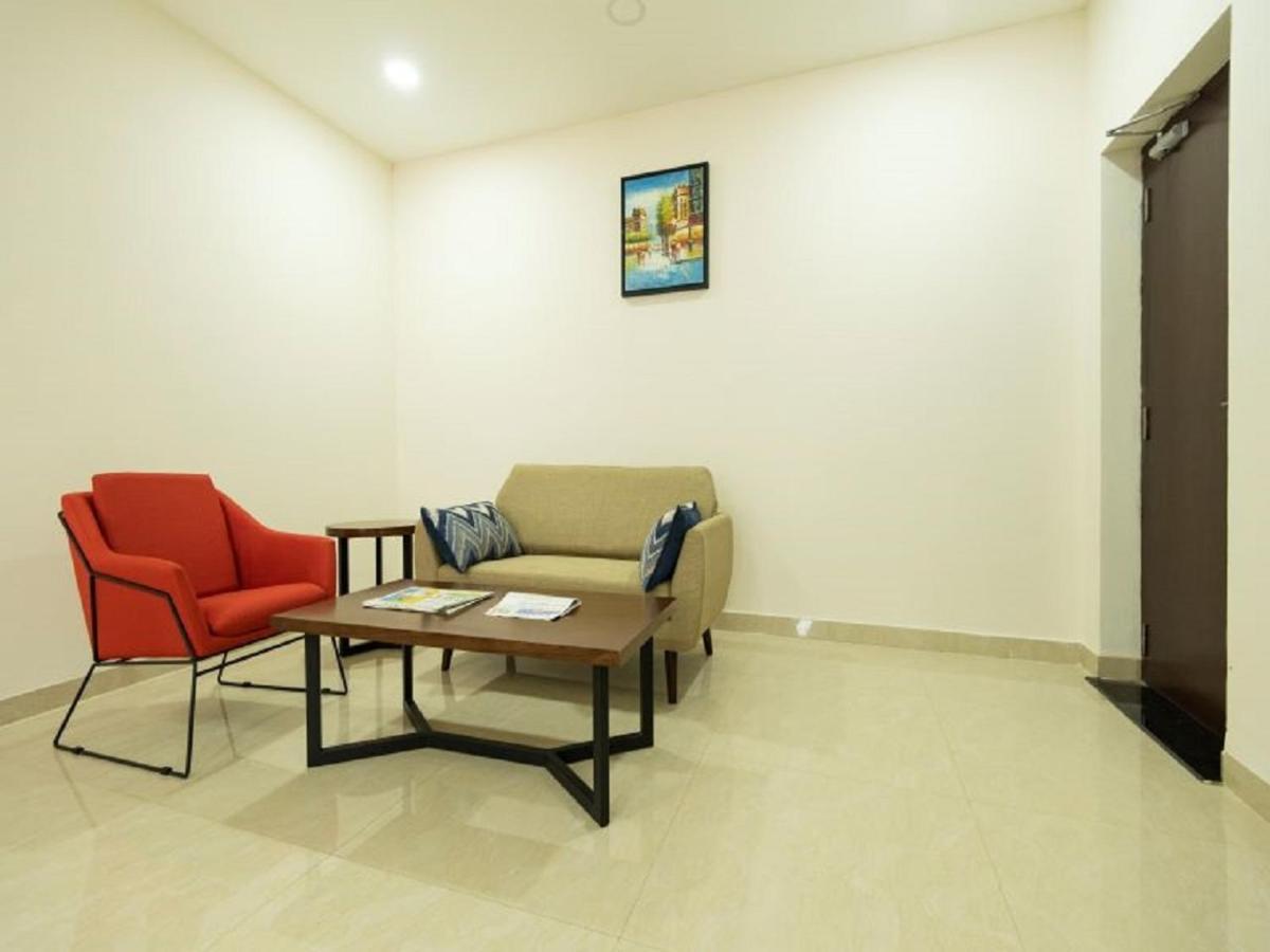 Mayfair Service Apartments Коимбаторе Екстериор снимка